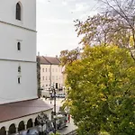 Apartamento Luxapart I Beautiful Views With Breakfast Option Košice