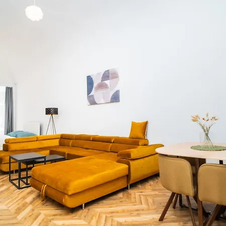 Apartman Luxapart I Beautiful Views With Breakfast Option *
